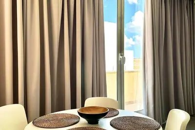 Image de Unique 1Bed Penthouse Next off the Sea Front