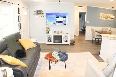 Image de Come experience “real Florida” at this pet friendly Silver Springs Hideaway!