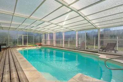 Image de Appartement 'Le Clos Du Champ De L'Amour - Meschers' avec piscine privée, Wi-Fi et climatisation