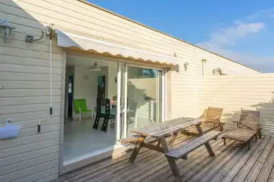 Image de Appartement 'Le Clos Du Champ De L'Amour - Ile Madame' avec piscine privée, Wi-Fi et climatisation