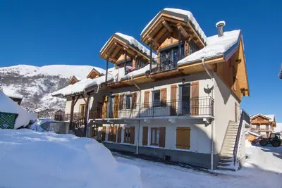 Image de Appartement 'Appartement - Les Ecrins 3' avec vue sur les montagnes