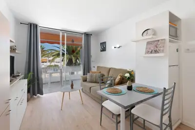 Image de Appartement de vacances 'Blue Paradise' avec piscine privée, Wi-Fi et climatisation
