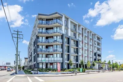 Image de modern 1 bdrm condo steps from casino