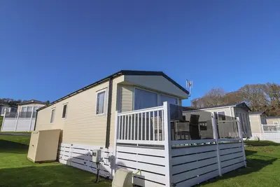 Image de Tri-Star House, pet friendly, country holiday cottage in Charmouth