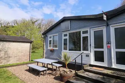 Number 24 The Park, pet friendly, with a garden in Kilkhampton