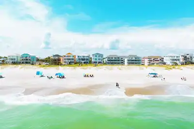 Image de Sea’z Life! Your beachfront oasis in Carolina Beach is calling!