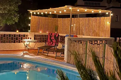 Image de Family house with private pool, sun and view to the sea