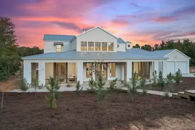 Image de Serenity Now: Pool, Sleeps 12 at High Hill