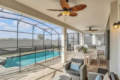 Image de Ultimate 9 Bedroom 6 Bathroom At Solara Resort Villa