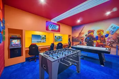 Image de The Ultimate New 8  Bedroom 6  Bathroom Resort Home