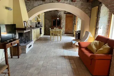 Image de Maison de Campagne à Ascoli Piceno avec 4 chambres à coucher, 8 couchages