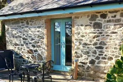 Image de Acorn Cottage within easy reach of West Cornwall and the Lizard peninsular.