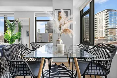 Image de Luxury 2br Apt in Boston: Pool, Gym