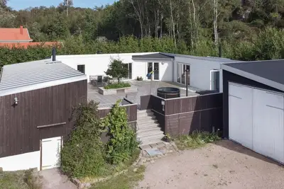 Image de Belle maison à Lysekil avec sauna