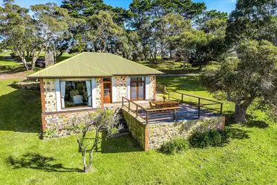 Image de Rustic Cottage with amazing views! , Rustic cottage with amazing views over the bay