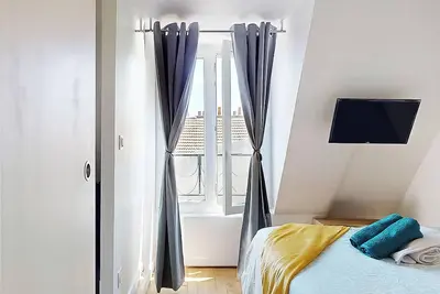 Image de Twin 1 & 2 Studios Metro Paris Disney Wifi Rer A