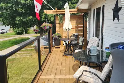 Image de Morning Glory / Complete house 5 Bedrooms 2 full Baths / Truly a Hidden Gem.