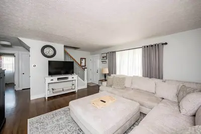 Image de Charming 5br | Near Lu by Saydrajanes Properties