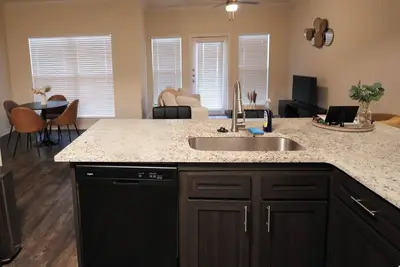 Image de Cozy 2-bedroom/ 2-bath apartment in enjoyable Austin with pool, Ac, fitness room