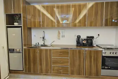 Image de Appartement \/ condominium de 3 chambres et 2 salles de bain