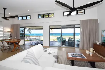 Image de Luxury Beach Front 4 bedroom house with everything you need for a Family Holiday