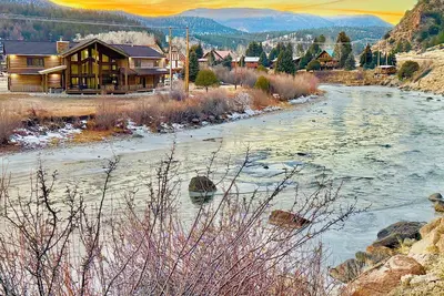 Image de Bear on the River - 4 bedroom tranquil home
