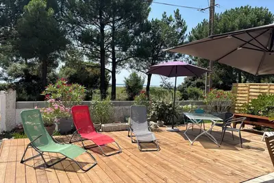Image de Magnifique Villa Front De Mer Avec Jardin Et Terrasse