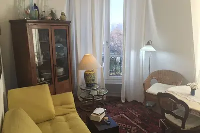 Image de Appartement lumineux, Métro au pied de l'immeuble 15 minutes du centre ville
