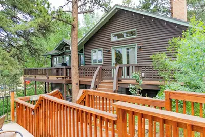 Image de LongView- For Families/Friends! Sleeps 12!