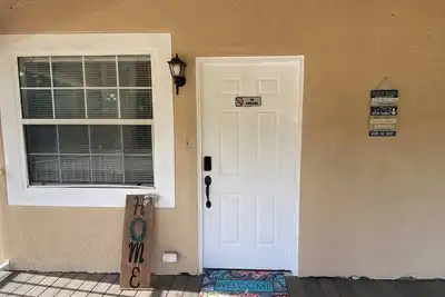 Image de Charming 2-bedroom building in excellent Tampa with WiFi, Ac