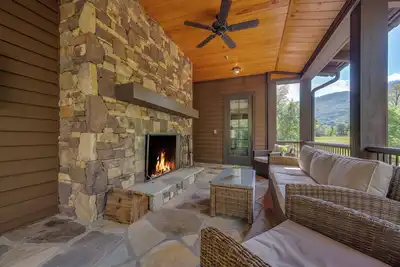 Image de Cookside Villa | A Mountain Getaway Like No Other