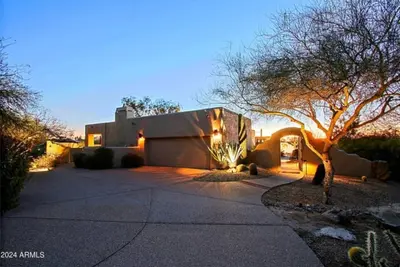 Image de Radiant Oasis Estate in the Boulders Resort of North Scottsdale!