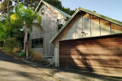 Waterfront loft with city view