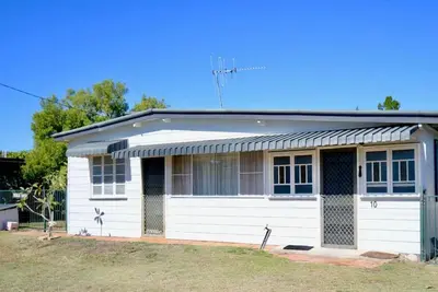 Image de Woodgate Beach Shack @ 10 Fifth Avenue Woodgate