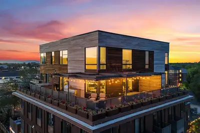 Image de Extended Stay Premier Penthouse in Old Town Foco - River District - Mtn Views