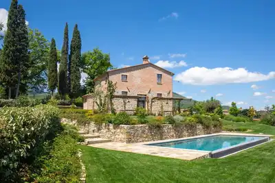 Image de Maison de vacances à Piazze avec 5 chambres à coucher, 10 couchages