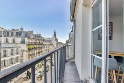 Image de Faubourg St Martin - Canal Saint Martin Chaleureux appartement