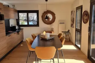 Image de Frgk \"Élégant Appartement Auron 8 Personnes Vue Imprenable, Terrasse\"