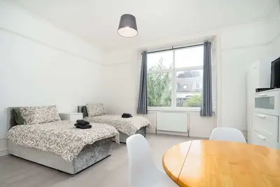 Image de Cosy fully equipped Studio 1, close to University