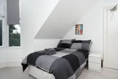 Image de Cosy fully equipped Studio 7, close to University