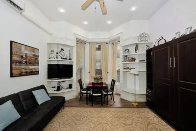 Image de Spacious Studio in Uws! Near Central Park