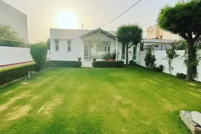 Image de Solanki Farm & Pool Villa Gardens Jaipur. \n\n