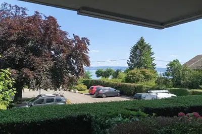 Image de Charmant Appart - Vue Imprenable sur le Lac Léman
