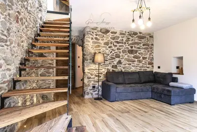 Image de Chalet Ferrari - Deux Chambres Appartement, Couchages 6