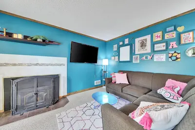 Image de Ski & Adventure Condo 4 Minutes to Giant Steps
