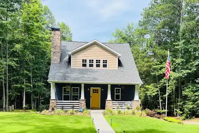 Image de Charming 3 Bdrm House 6 mins from Serenbe on 5+ Wooded Acres with Pond