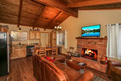 Image de Overlook Retreat- Awesome Views, Pets Welcome!