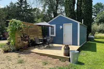 Image de The Alton House - Come experience tiny house living in beautiful Pepin!