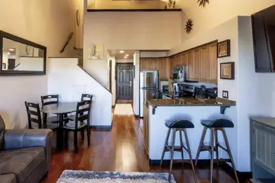 Image de Spacious & Delightful Condo with Loft in Charming Brian Head