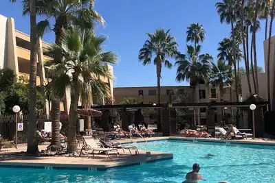 Image de Charming 2-bedroom condo with Ac, fantastic pool in vibrant Old Town Scottsdale